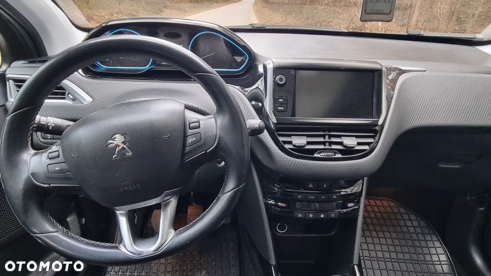 Peugeot 2008 PureTech 110 Stop&Start Style - 10