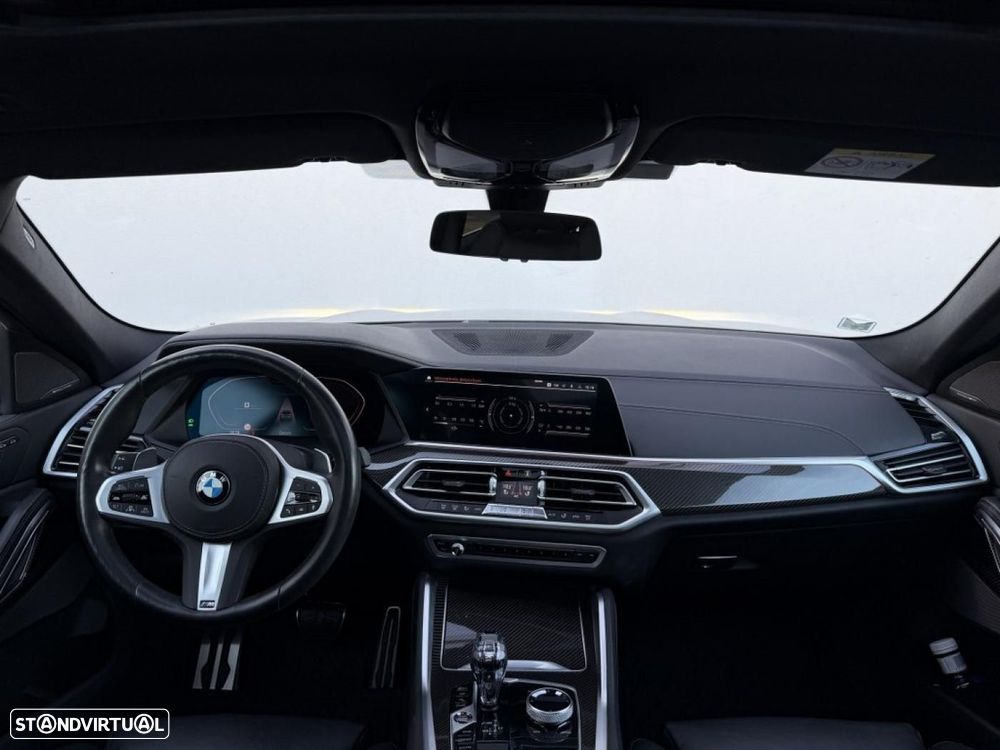 BMW X6 M50i - 25