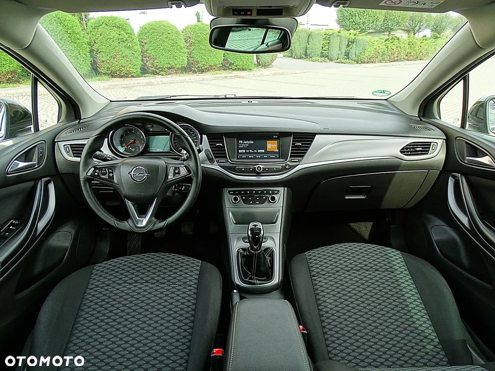 Opel Astra 1.4 Turbo Innovation - 30