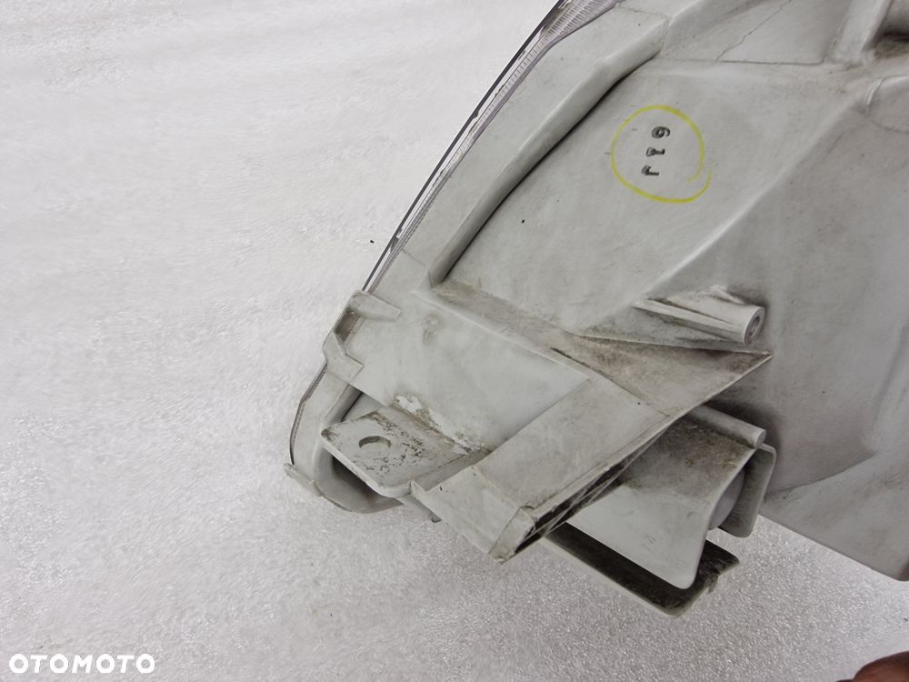TOYOTA LAND CRUISER / LANDCRUISER 03-08 PRAWA LAMPA PRZEDNIA PRZÓD , NR KOITO 60-95 , NR AUKCJI LL258 - 20