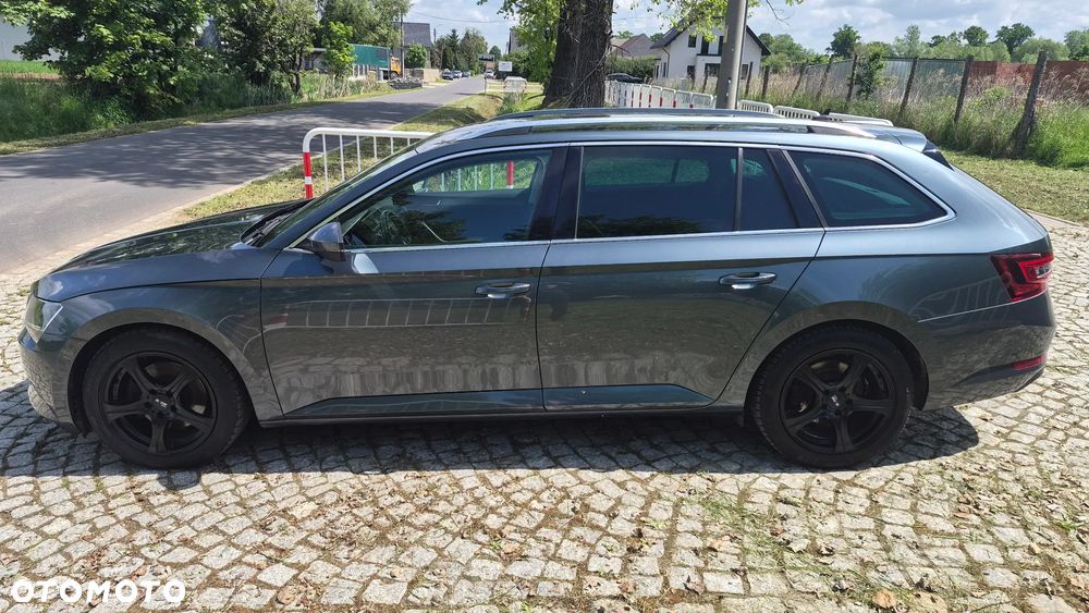 Skoda Superb 2.0 TDI Style - 5