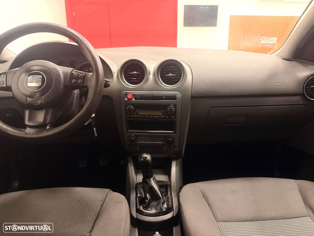 SEAT Ibiza 1.2 12V Reference - 8