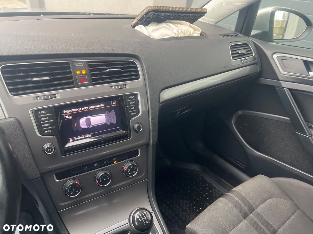 Volkswagen Golf 1.6 TDI BMT Trendline - 16