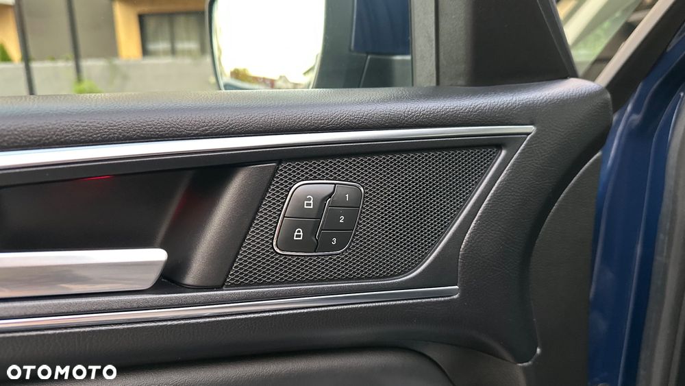 Ford S-Max 2.0 EcoBlue Titanium - 24