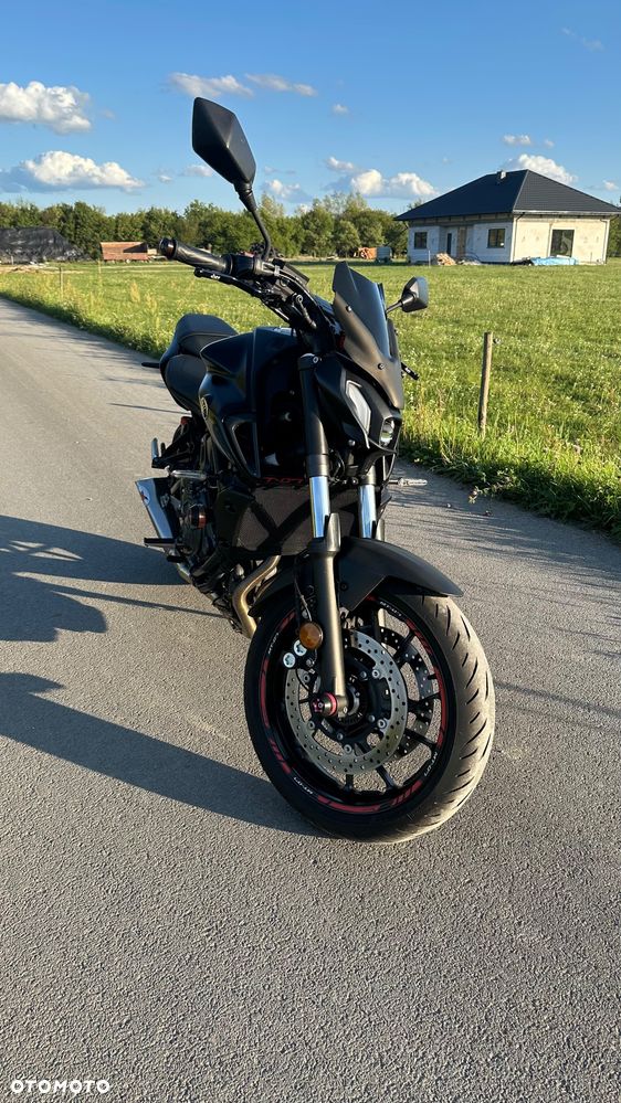 Yamaha MT - 2