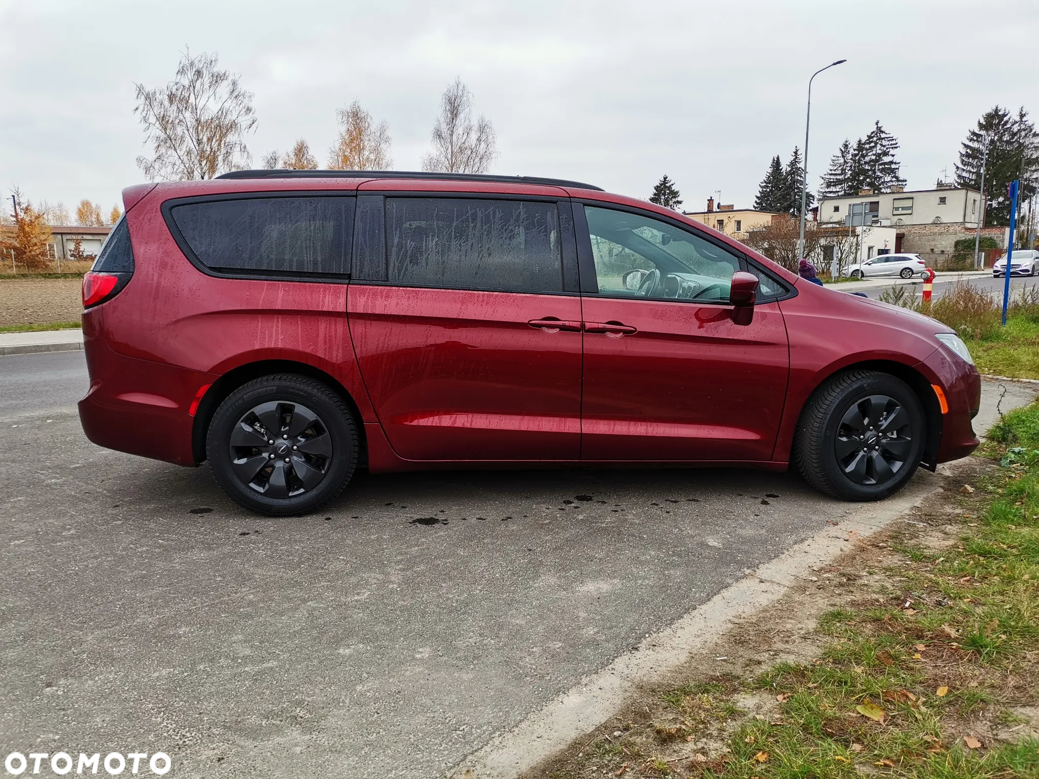 Chrysler Pacifica - 16