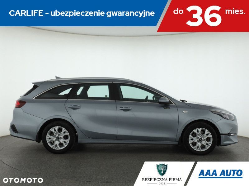 Kia Ceed - 8
