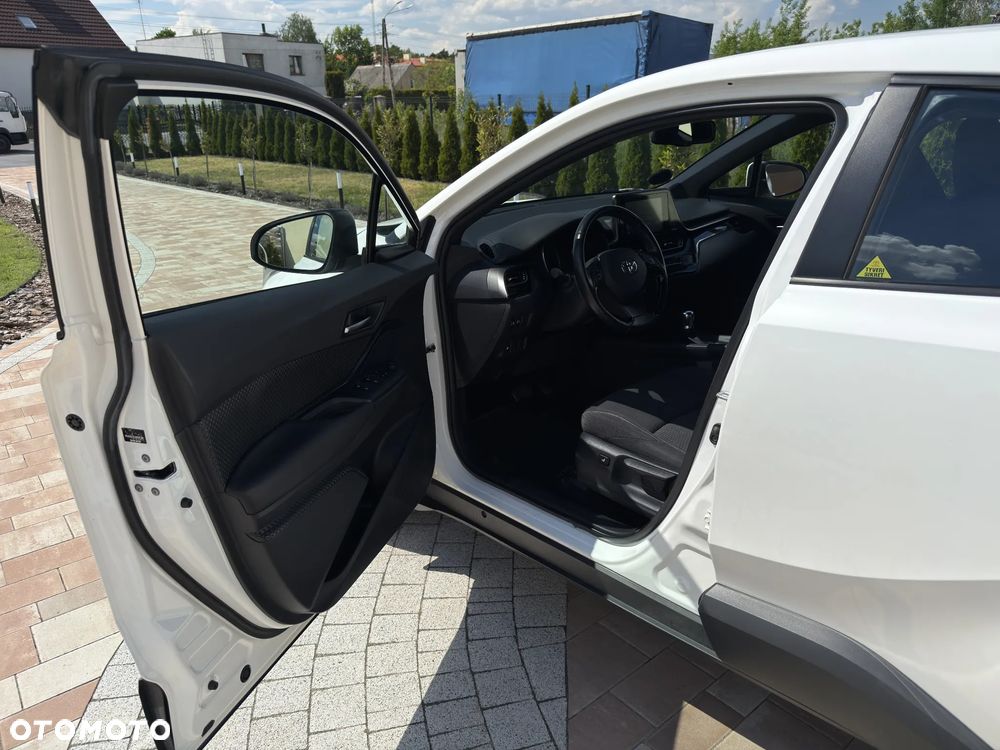 Toyota C-HR Style Selection - 13