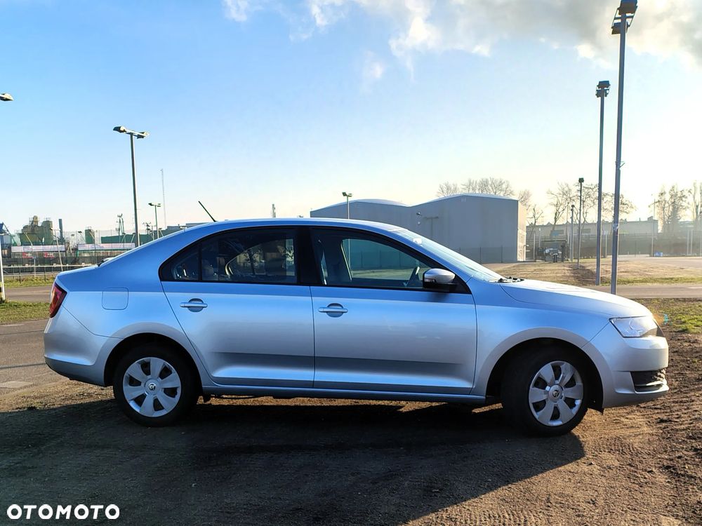 Skoda RAPID 1.0 TSI Active - 5