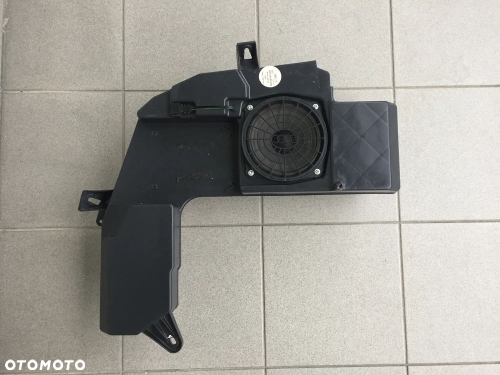 GŁOŚNIK BASOWY SUBWOOFER AUDI A4 B6 KOMBI/ AVANT 8E9035382 - 1