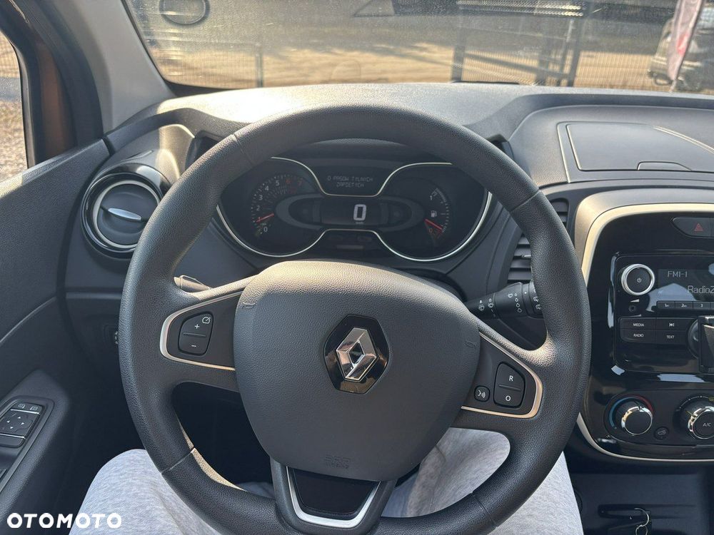 Renault Captur - 22