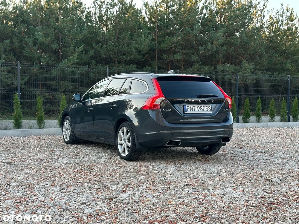 Volvo V60 - 33