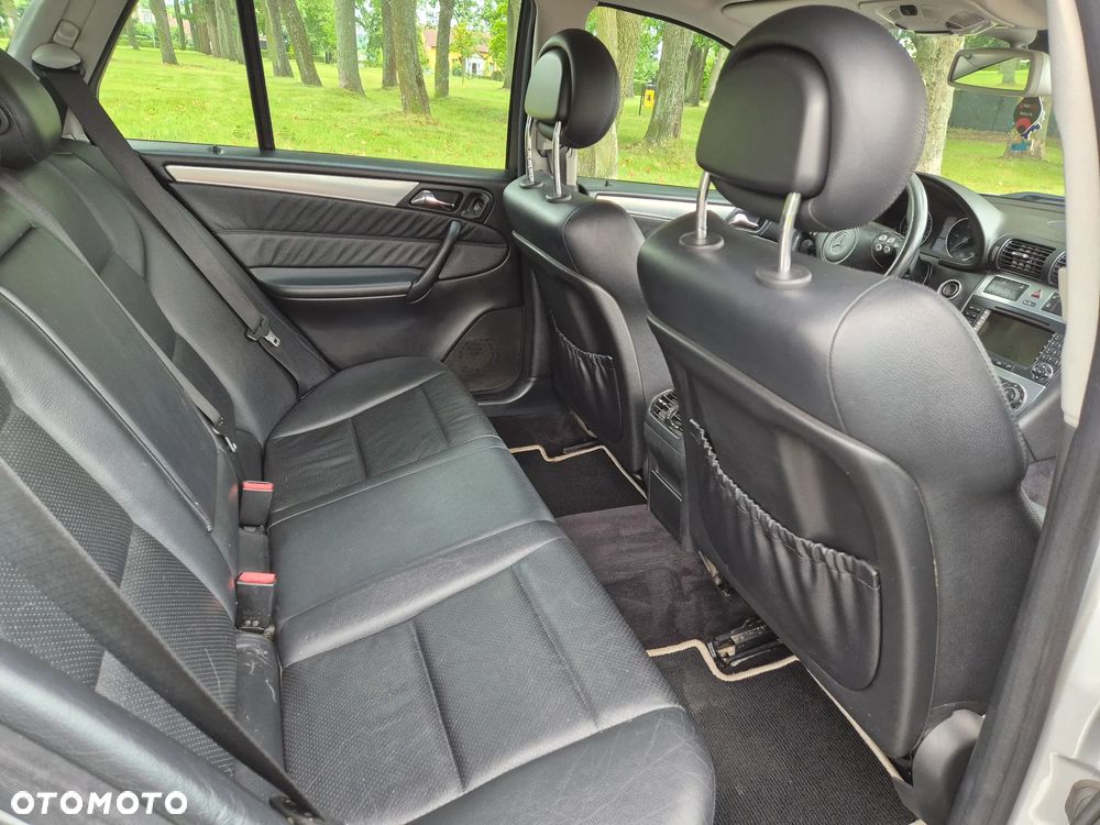 Mercedes-Benz Klasa C - 30