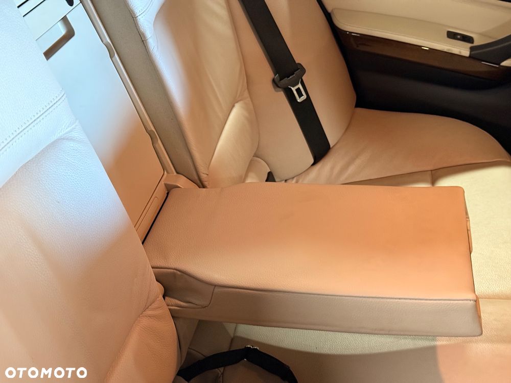 BMW Seria 3 325i - 18