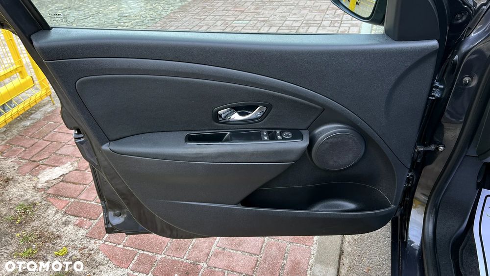 Renault Megane 1.6 16V 100 J'taime - 26