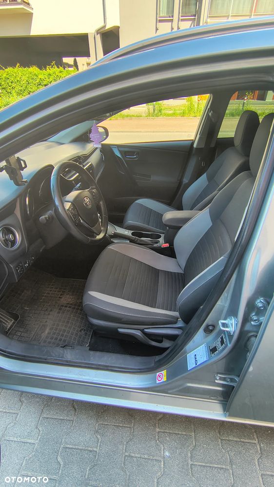 Toyota Auris - 7