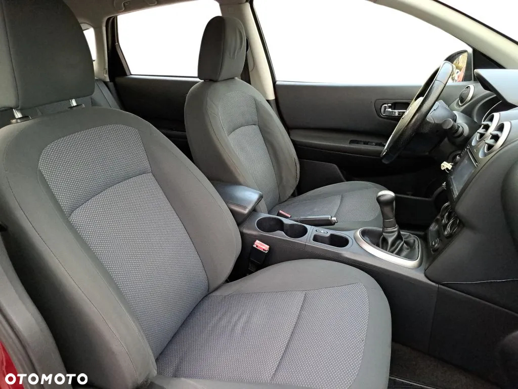 Nissan Qashqai - 12