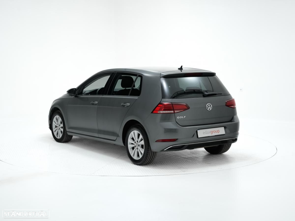 VW Golf 1.6 TDI Confortline - 4