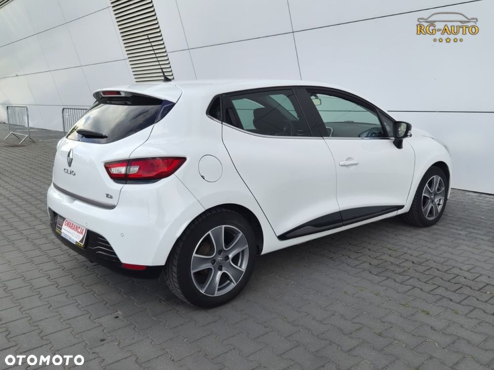 Renault Clio - 26