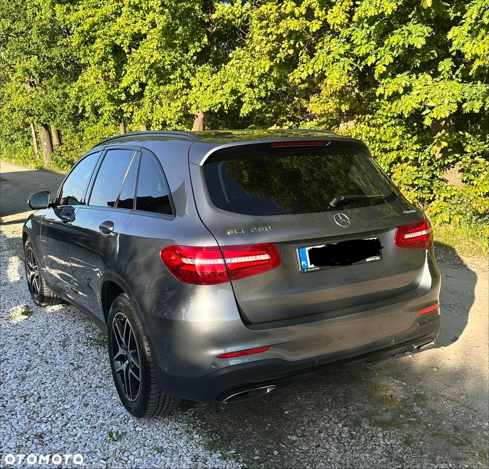 Mercedes-Benz GLC - 6