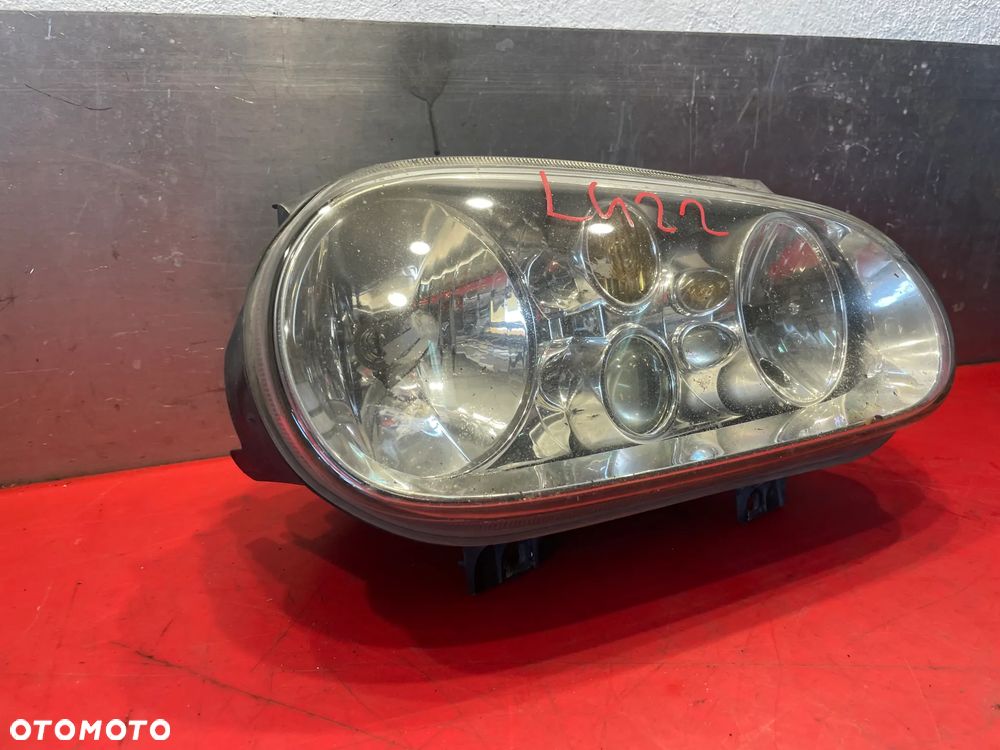 Lampa przednia prawa VW Golf 4 - 2