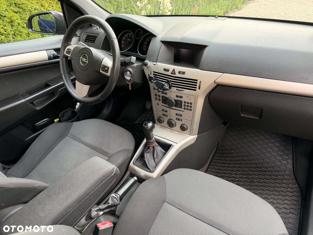 Opel Astra 1.6 Enjoy - 9