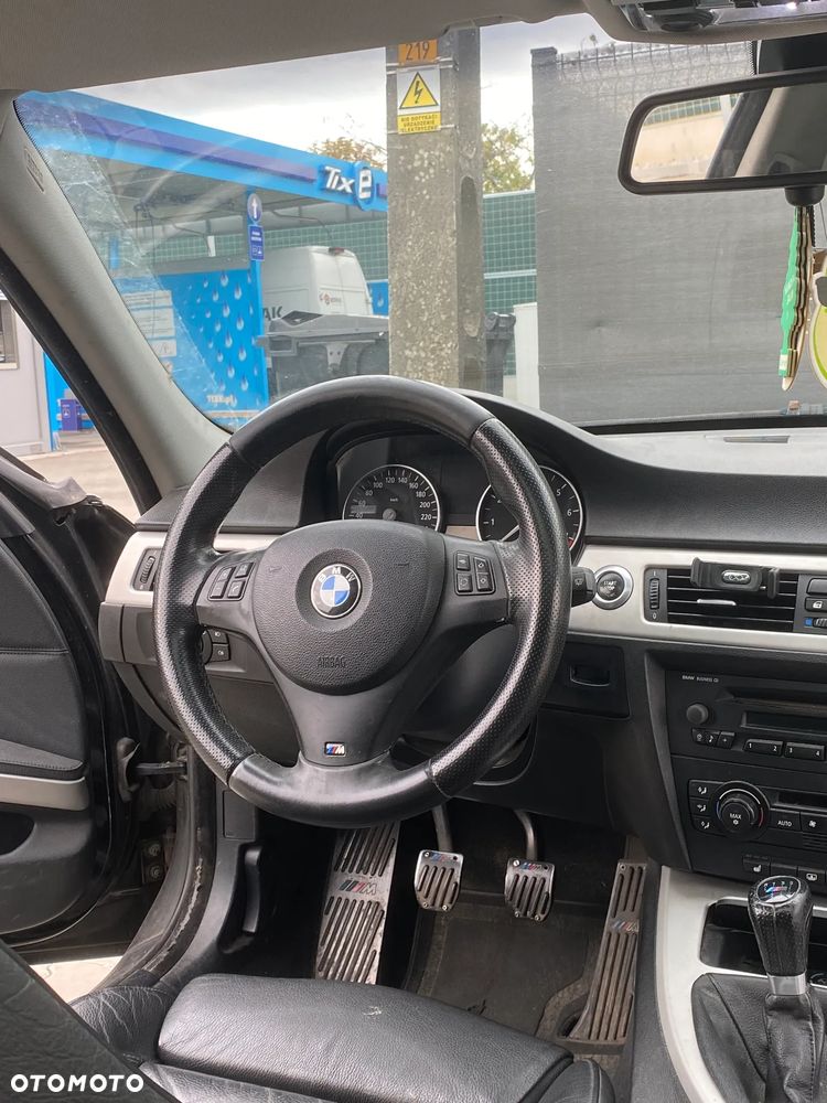 BMW Seria 3 325i - 15