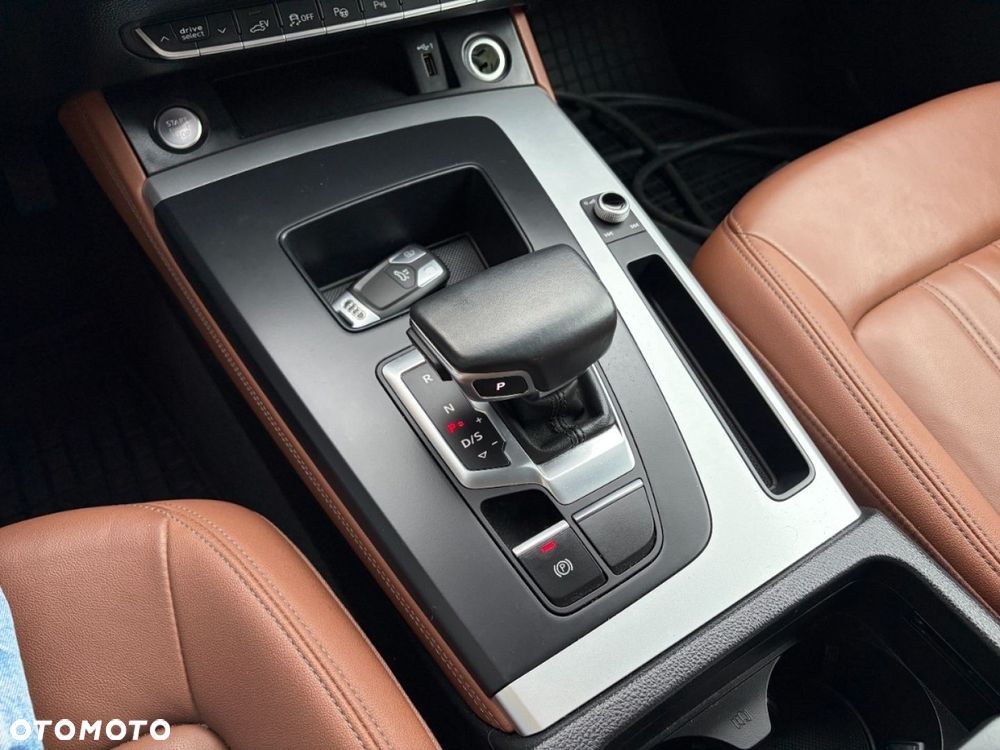 Audi Q5 50 TFSIe quattro S tronic - 25
