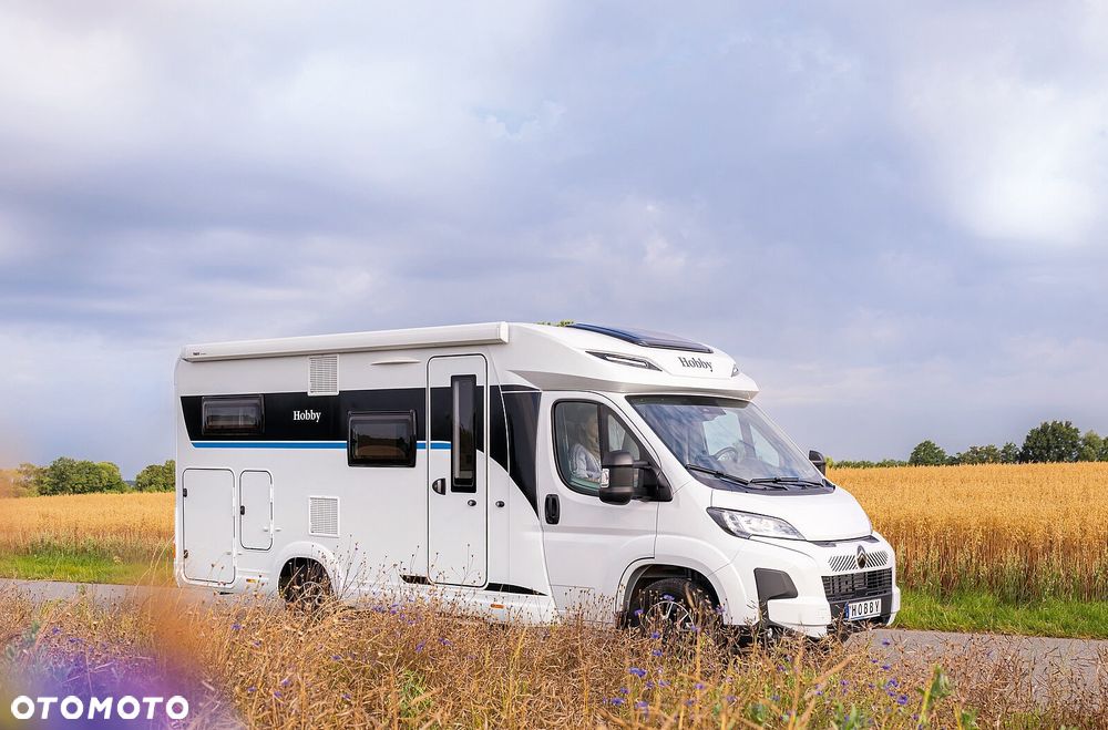Hobby ONTOUR C 680 GE - 1