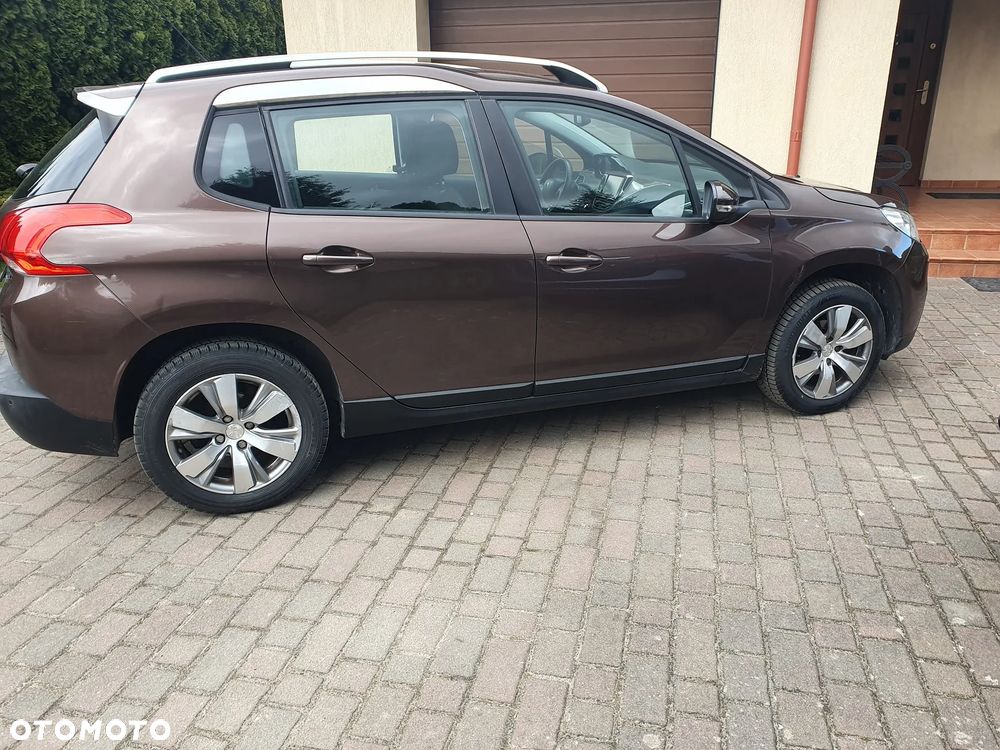 Peugeot 2008 e-HDi FAP 92 STOP & START Allure - 4
