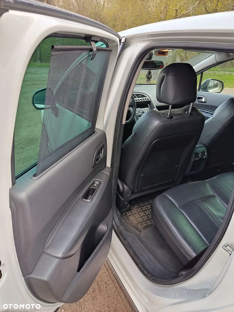 Peugeot 3008 HDi FAP 110 Platinum - 6