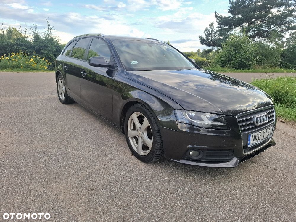 Audi A4 Avant - 4