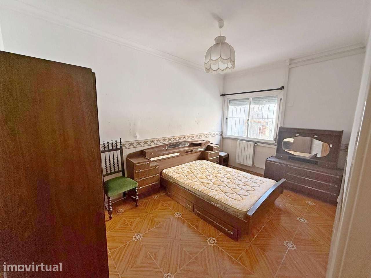 Moradia T4 em Algueirão-Mem Martins com Espaço exterior e garagem - Grande imagem: 4/30