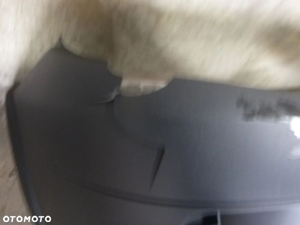 iveco daily 06r- zderzak przód nowy z uszkodzeniem uszkodzony - 4