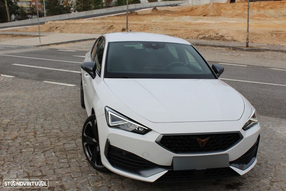 Cupra Leon 1.4 e-Hybrid (180 kW System) - 14