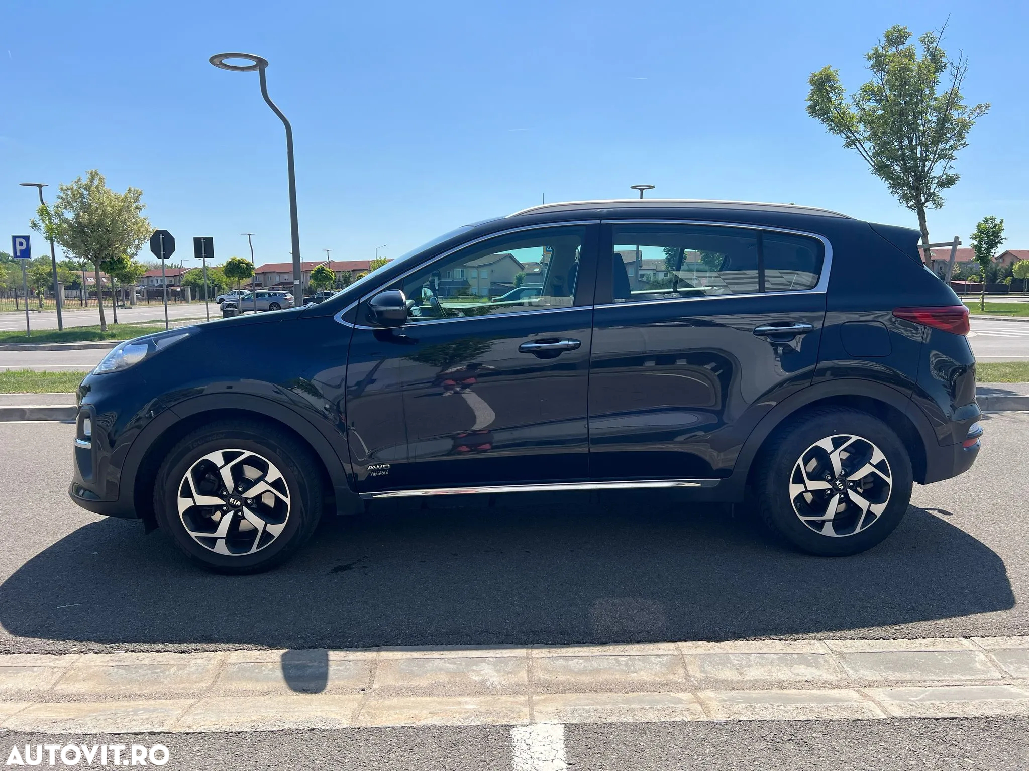 Kia Sportage 1.6 CRDI AWD Eco-Dynamics+ (48V M-H) DCT Black Edition - 3