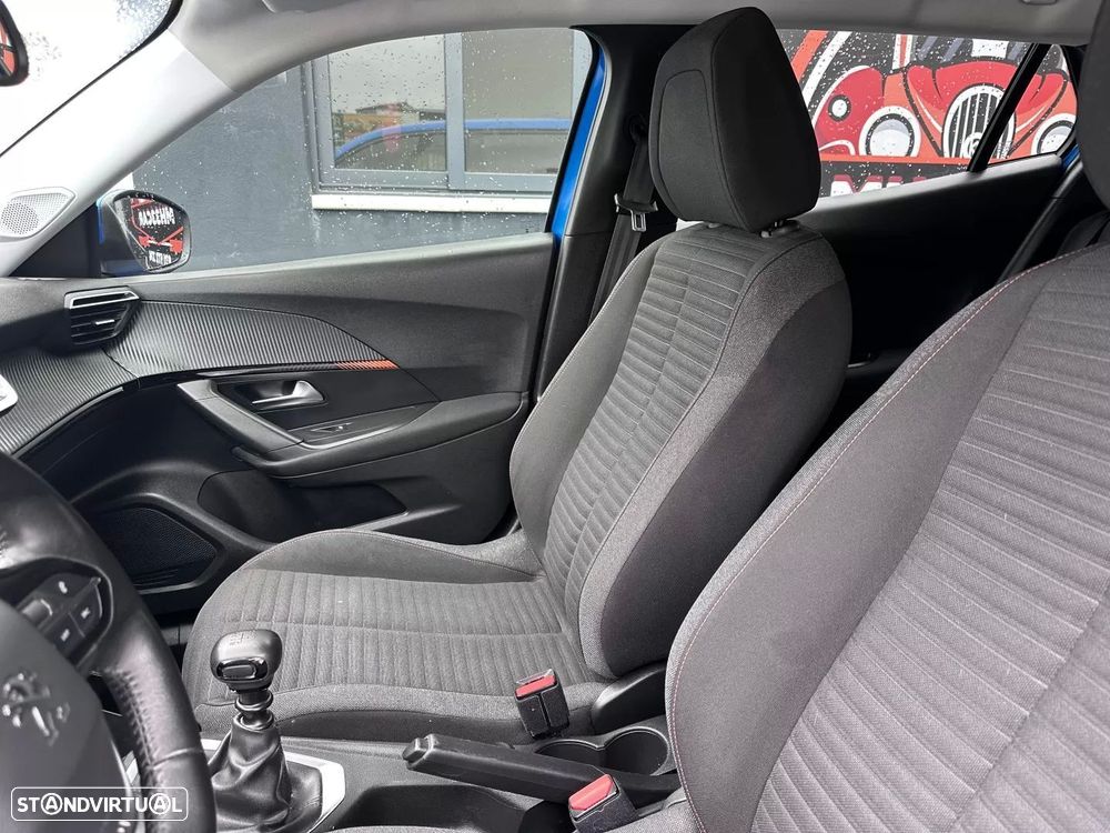 Peugeot 2008 1.2 PureTech Allure Pack - 21