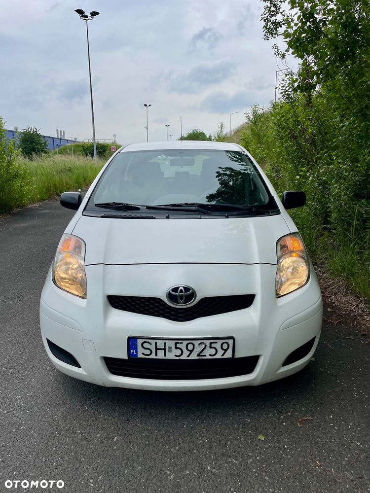 Toyota Yaris 1.4 D-4D Premium - 16