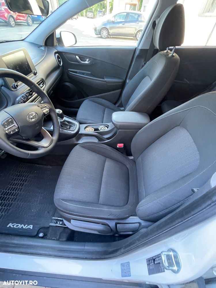 Hyundai KONA 1.0 T-GDI 120 CP 6MT 2WD Highway - 11
