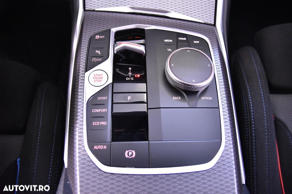 BMW Seria 3 330i Touring xDrive Aut. - 17