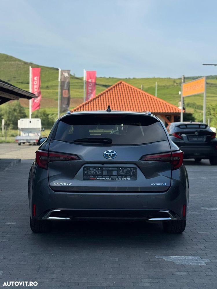 Toyota Corolla - 8