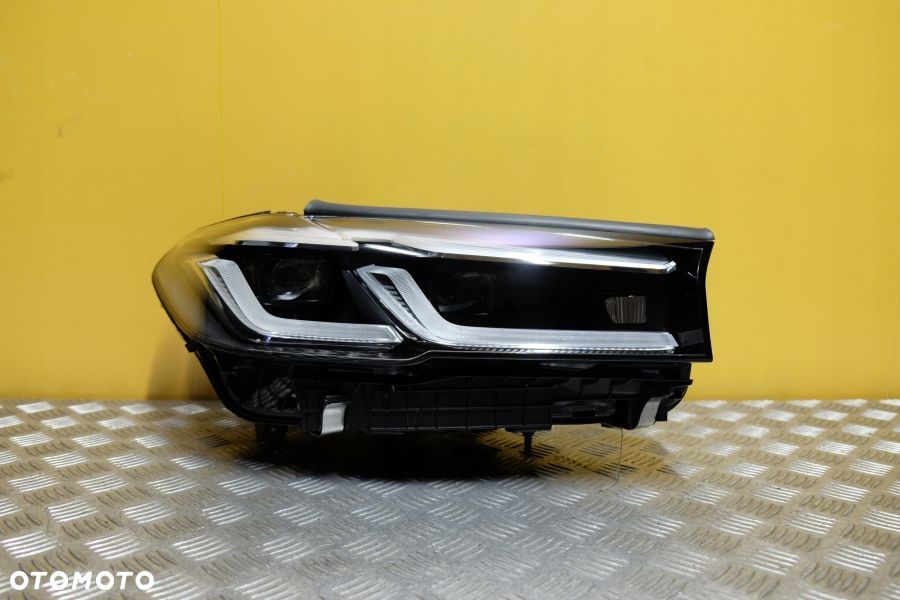BMW 5 530 G30 G31 M5 2021- REFLEKTOR LAMPA FULL LED R USA - 1