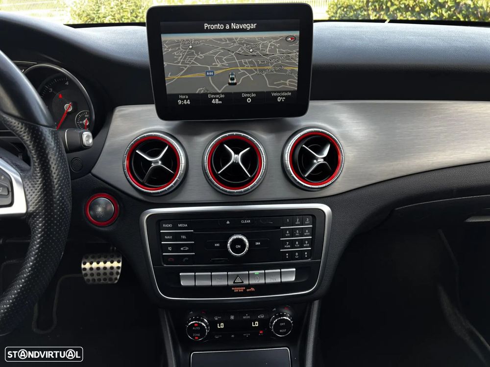 Mercedes-Benz CLA 220 d Shooting Brake AMG Line Aut. - 9