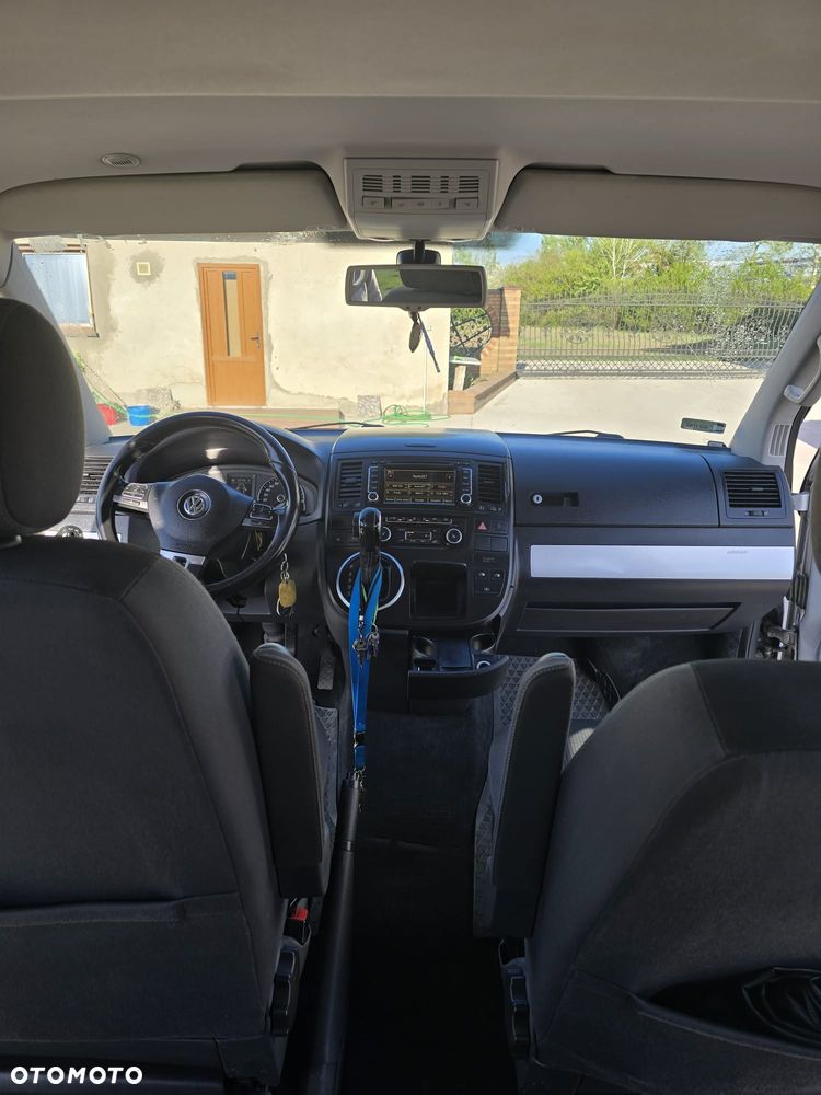 Volkswagen Multivan - 9