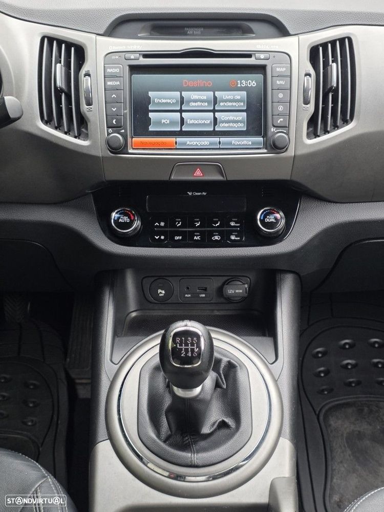 Kia Sportage 1.7 CRDI ISG Nav Line - 12
