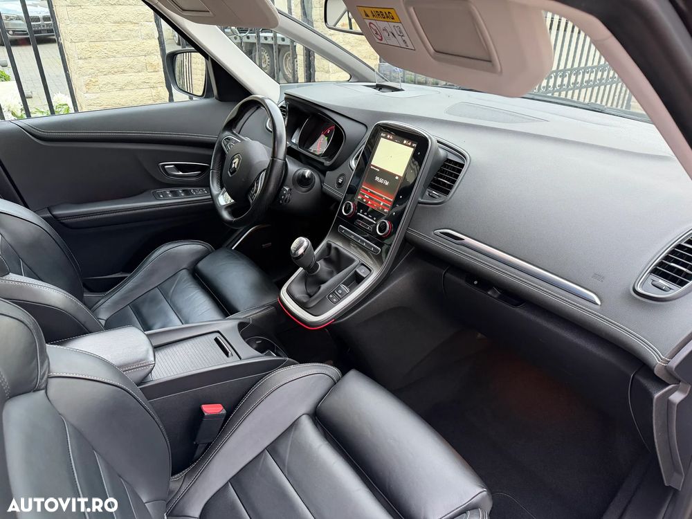 Renault Grand Scenic ENERGY dCi 130 INITIALE PARIS - 16