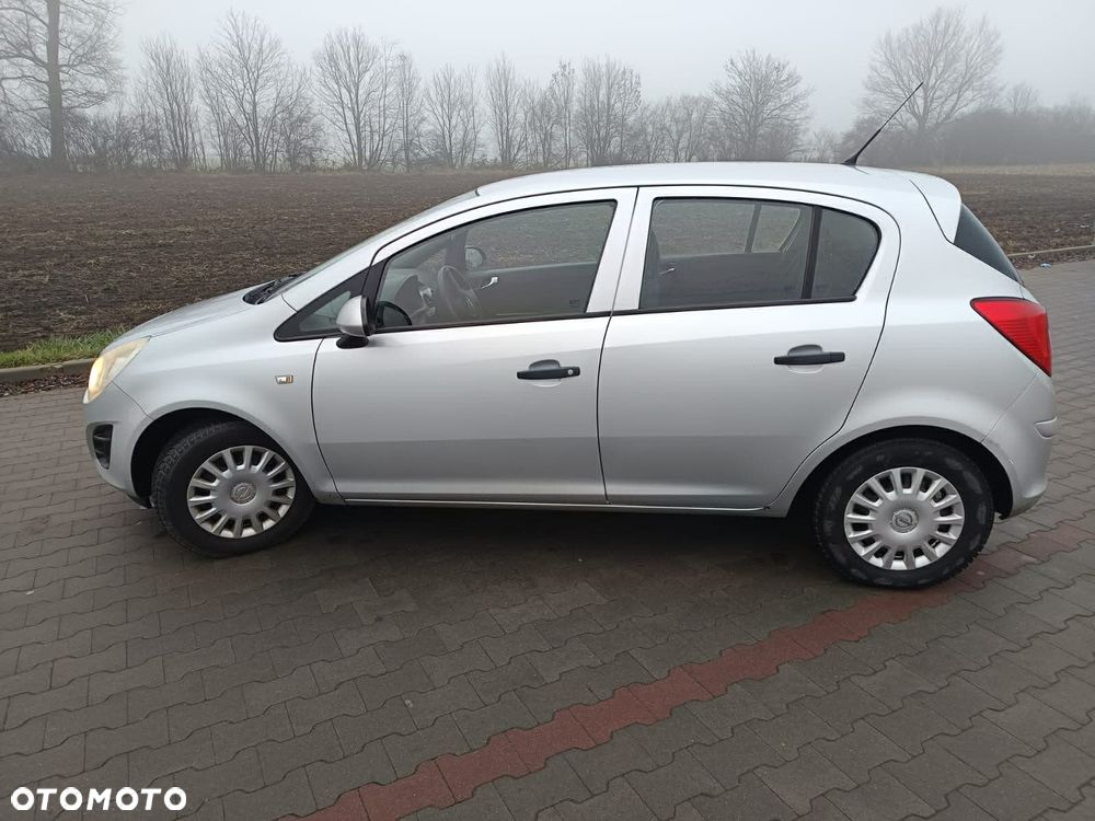 Opel Corsa - 22