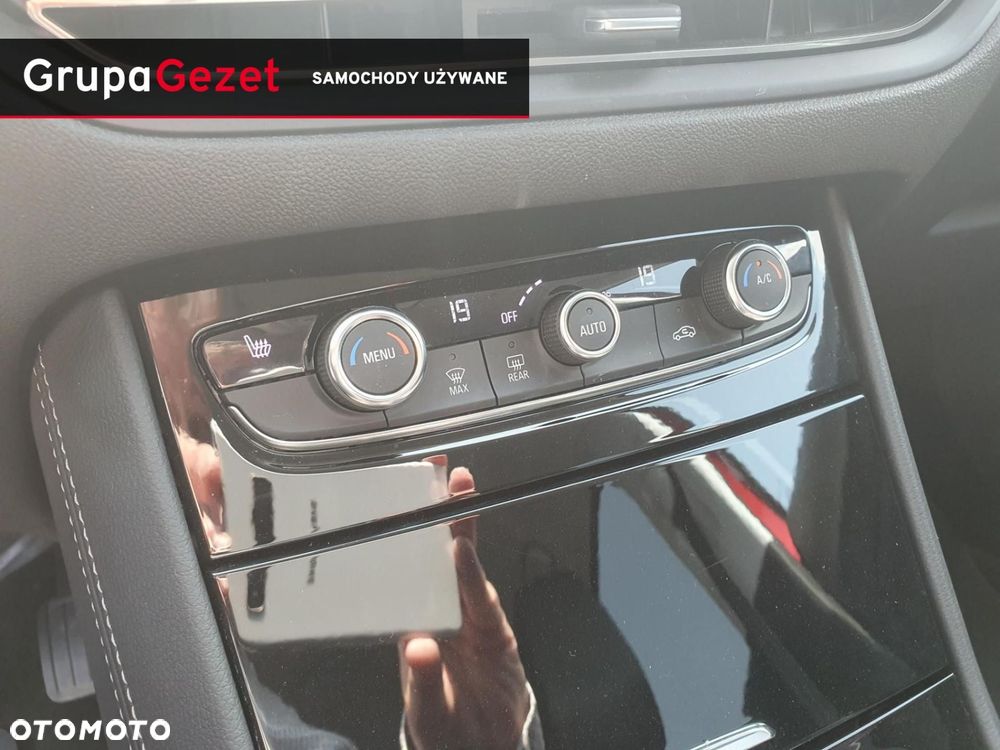 Opel Grandland 1.2 T GS S&S - 10