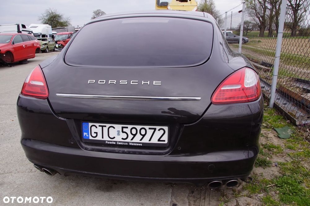Auto na cześci 692106889 Porsche Panamera 4S 970 silnik 4.8 V8 M4840 skrzynia pdk C7035 lakier LM9Z lampy lampa alternator rozrusznik skrzynia silnik drzwi klapa zderzak pas przedni licznik komputer sterownik pompa abs wydech tłumik - 5