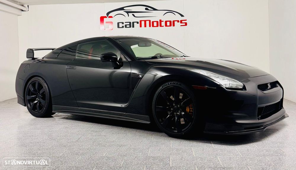 Nissan GT-R 3.8 V6 Black Edition - 3